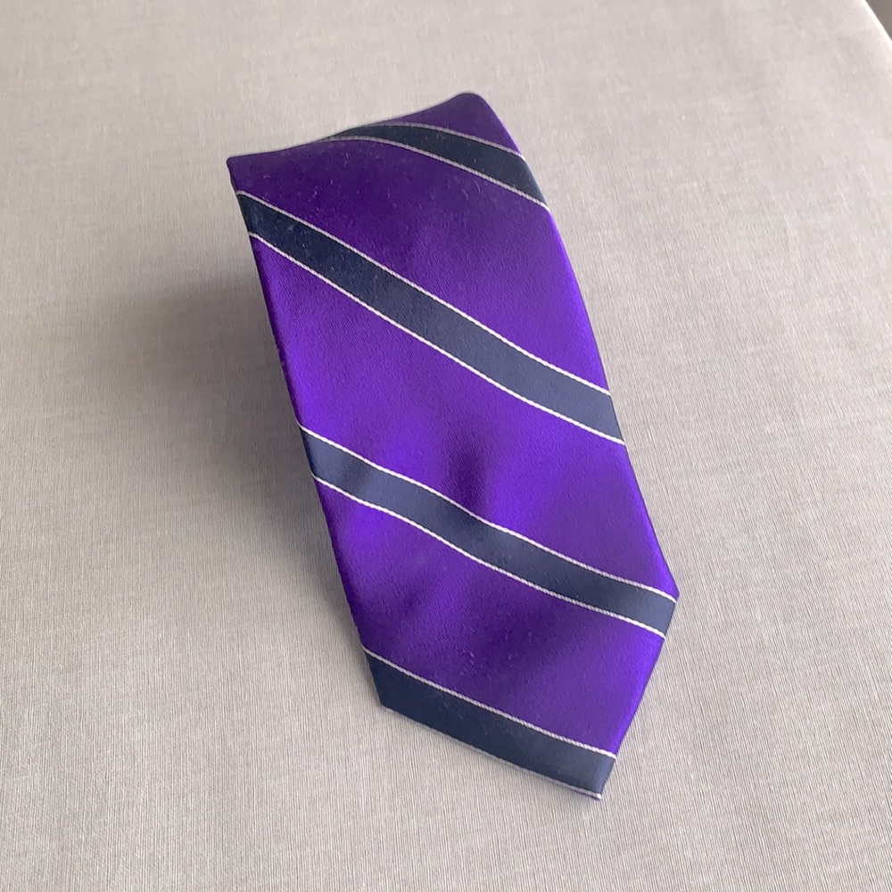 Tommy Hilfiger 100% Silk Neck Tie
